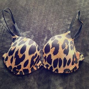 Victoria’s Secret Very Sexy Push Up - Leopard